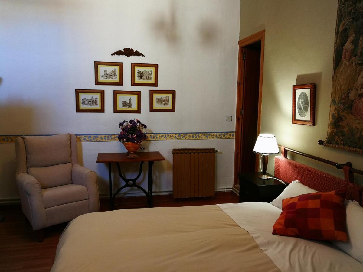 Hotel La Casona Del Abuelo Parra Villanueva De Los Infantes Zewnętrze zdjęcie